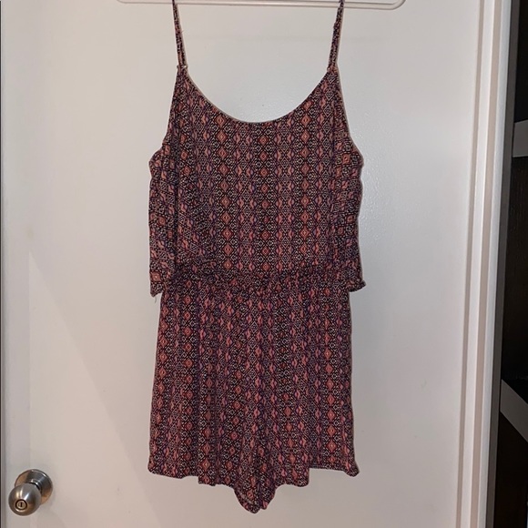 MULTICOLORED GEOMETRIC PATTERNED ROMPER - Picture 2 of 5